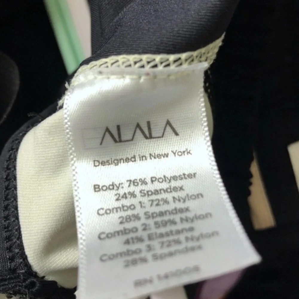 Alala Demi Sports Bra